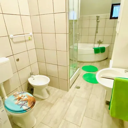 Bilini Garden Apartment Apartment Pula